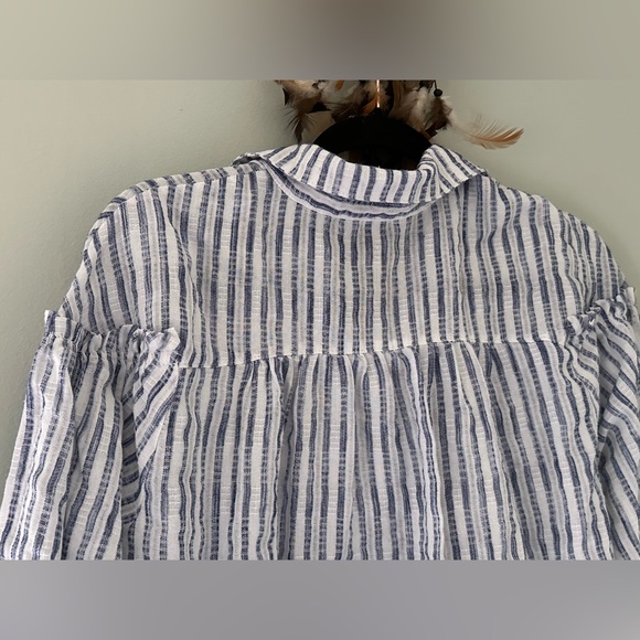 Umgee Button Up Blouse Women's Size S Blue White Striped Long Balloon Sleeves - Picture 13 of 16